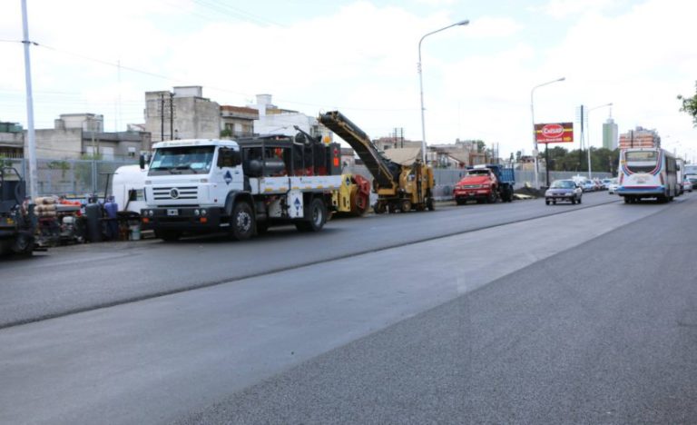 Ya arrancó la repavimentación de la Avenida Rivadavia