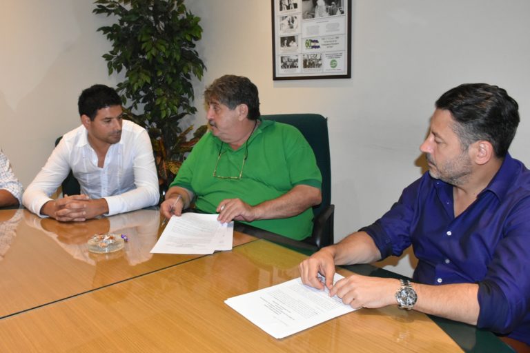 El municipio de Merlo firmó convenio de capacitación con el SMATA