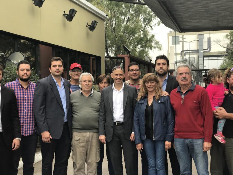 Lucas Delfino, junto al Ministro de Ambiente y Desarrollo Sustentable de la Nación, visitó a los vecinos de Villa Tesei afectados por el inapropiado funcionamiento ambiental de la  fabrica Rousselot.