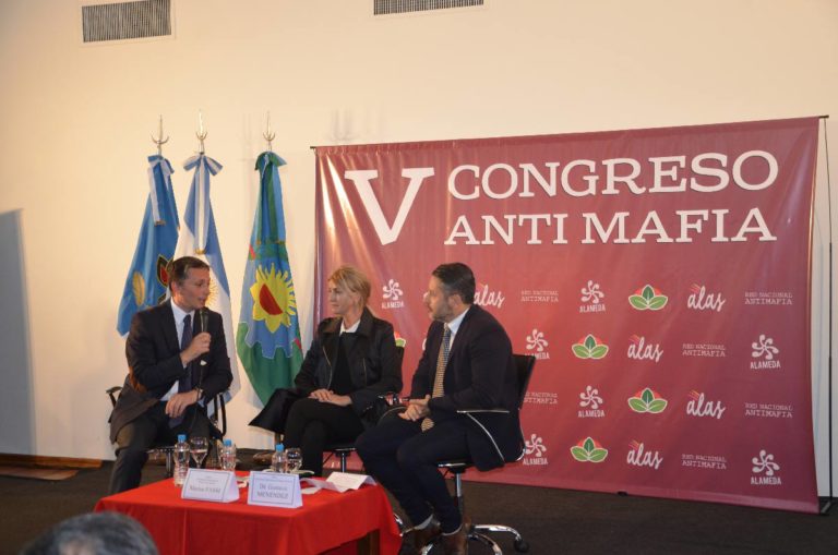 MENÉNDEZ PARTICIPÓ DEL QUINTO CONGRESO ANTI MAFIA
