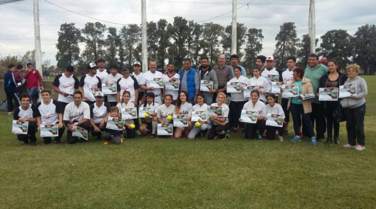 José C. Paz tuvo su jornada de softbol