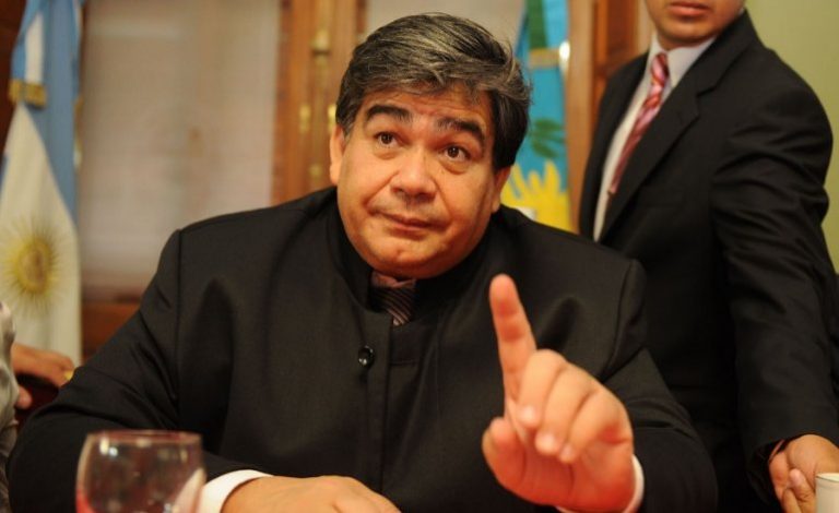 Intendente Mario Ishii echó a funcionarios por irregularidades