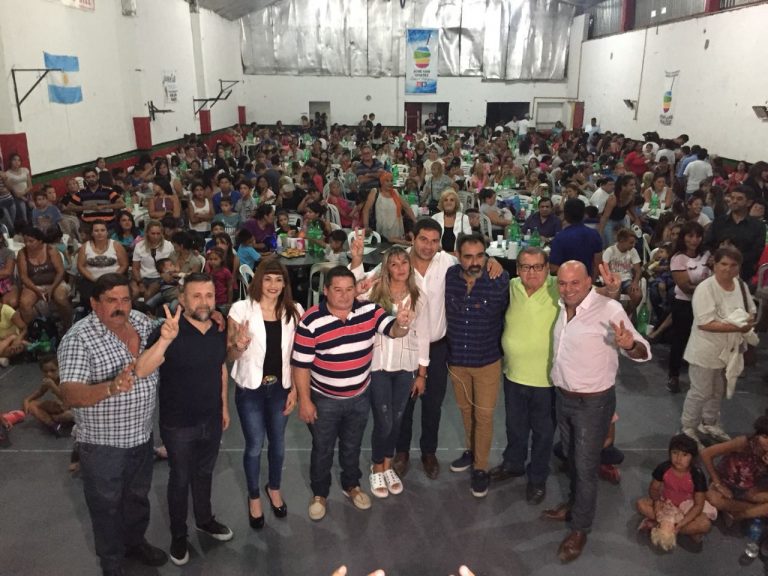 “Uno no puede ver algunas cosas, lo que no puede es dejar de escuchar al vecino”