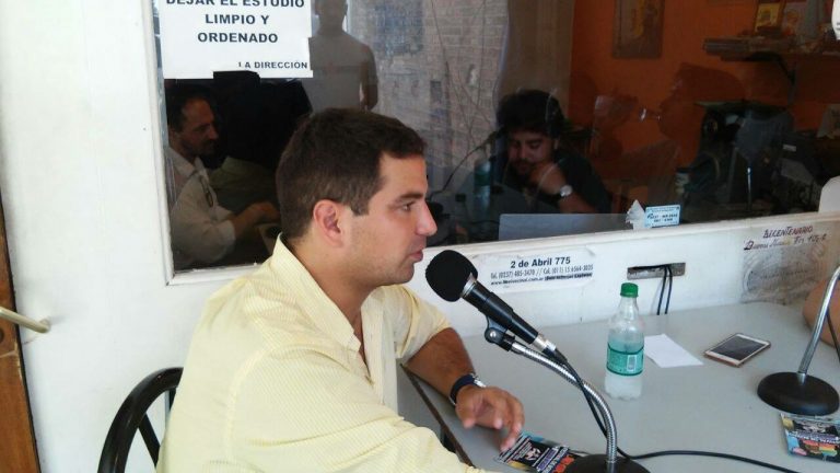 Nicolas Rodríguez Saa estuvo en el “El Vecinal” FM 105.1