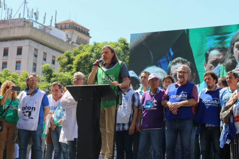 Universidad de Lujan Paro y Marcha a Plaza de Mayo