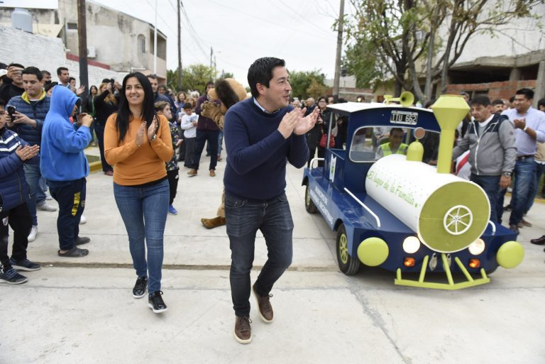 Inauguración de pavimentos en Los Polvorines