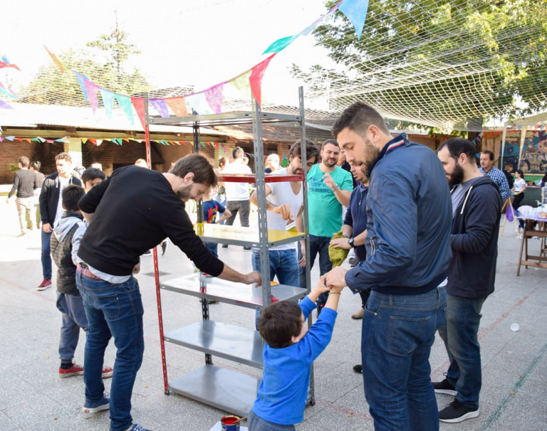 Lucas Delfino y una nueva jornada solidaria en el “Merendero de la Esperanza”