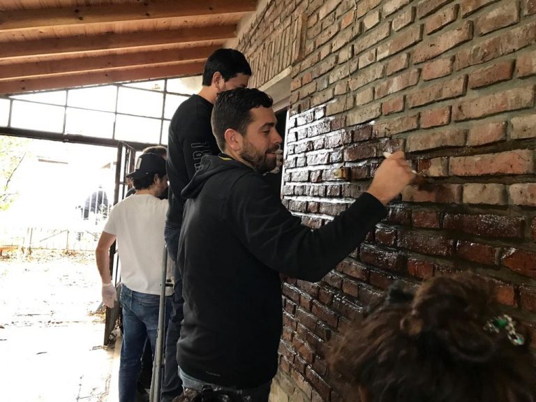 Lucas Delfino encabezó en una nueva jornada solidaria en William Morris
