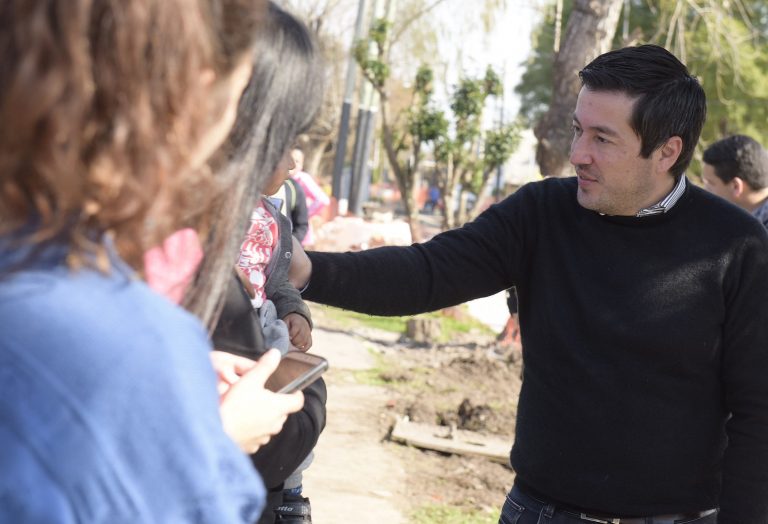 Nuevos pavimentos en barrio Santa Lucía