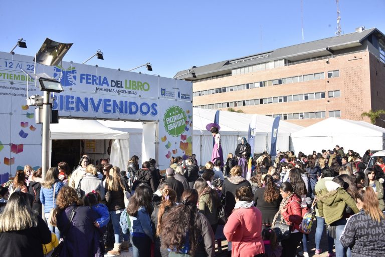 La Feria del Libro abrió sus puertas en Malvinas Argentinas