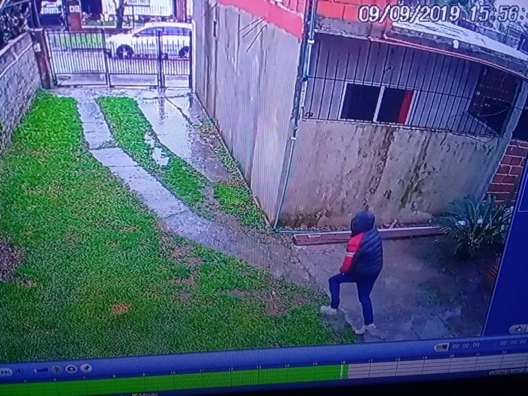 Ingreso en un domicilio de Villa de Mayo