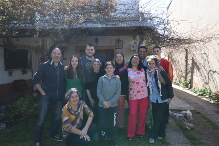 Servicio puerta a puerta para pacientes pediátricos con diabetes en Malvinas Argentinas
