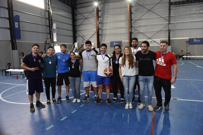 Encuentro de Básquet gratuito en Malvinas Argentinas