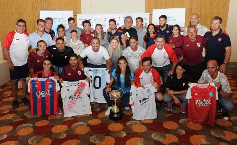 LOS JUGADORES LLEGARON A MAR DEL PLATA 