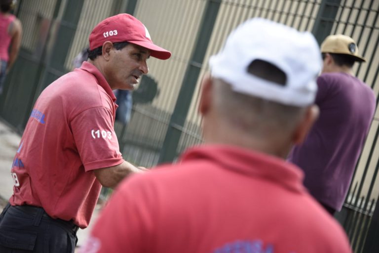 Control de distanciamiento social en entidades bancarias de Malvinas Argentinas