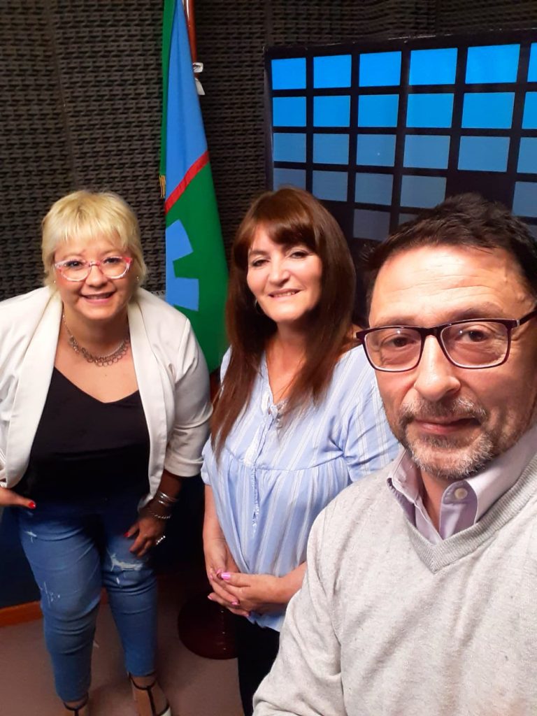 Claudia De Maria en FM PLUS 88.1 (Ver video)