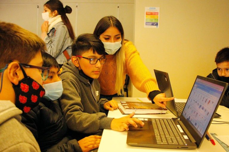 San Miguel brinda capacitaciones en robótica, impresión 3D y programación de videojuegos a jóvenes de todo el distrito
