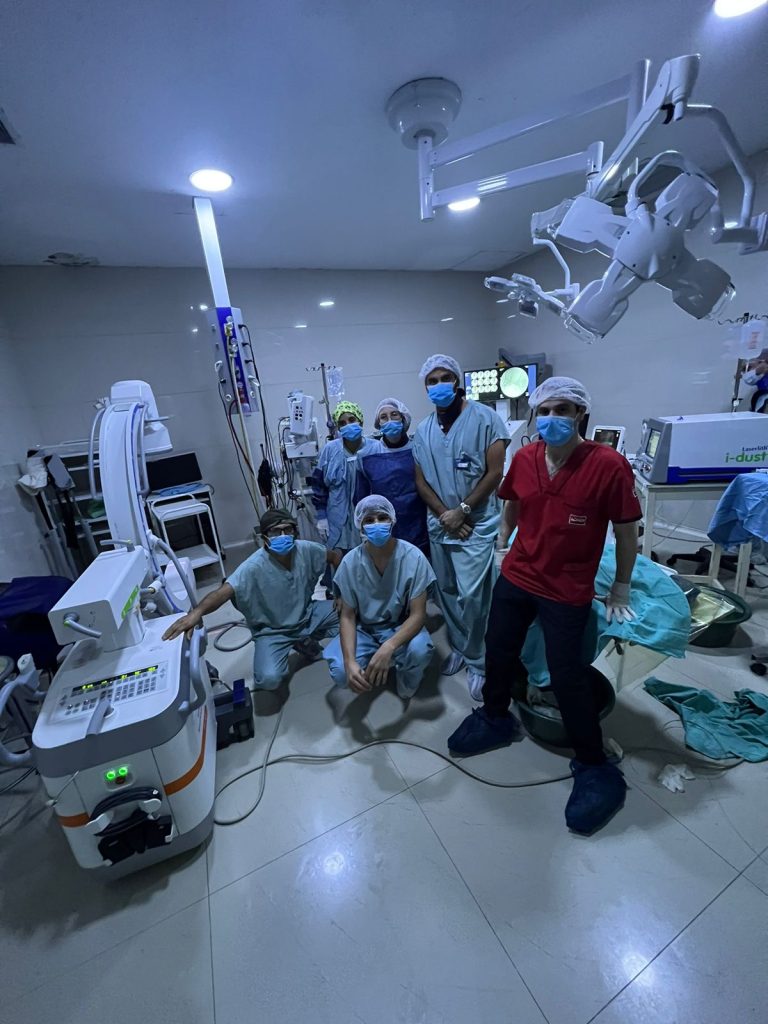 Hospital Larcade: se realizó una importante operación con láser holmium a una paciente con trasplante de hígado