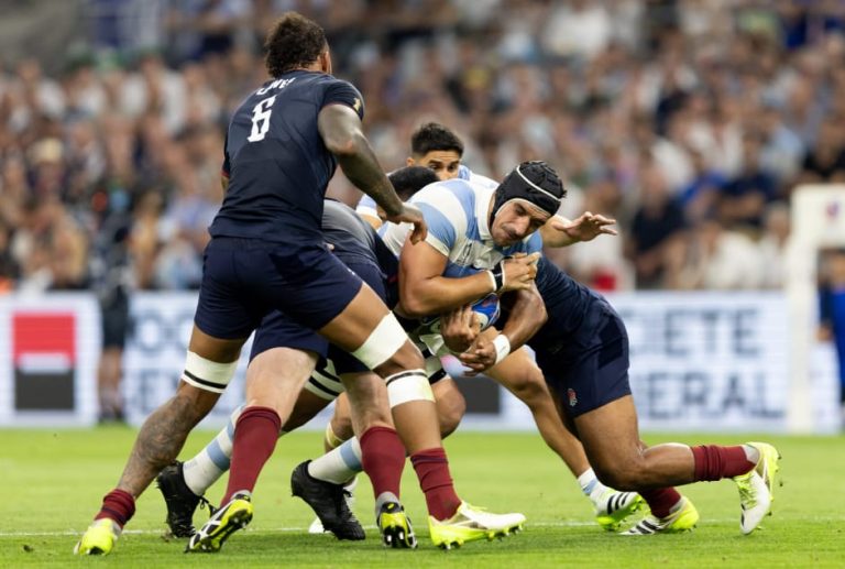 Los Pumas cayeron en su debut mundialista