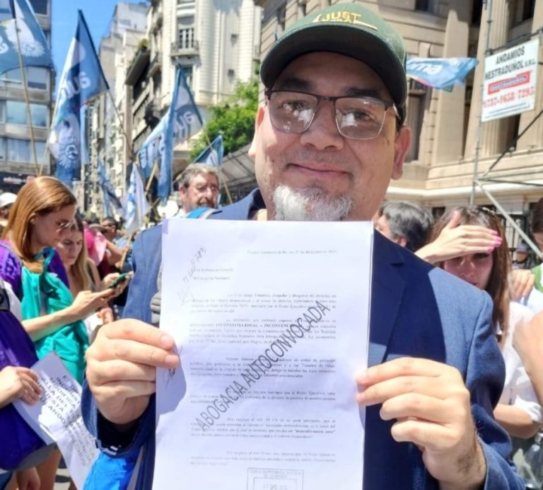 EL PRESIDENTE MILEI DICTO UN DECRETO DE NECESIDAD Y URGENCIA DE 366 ARTICULOS