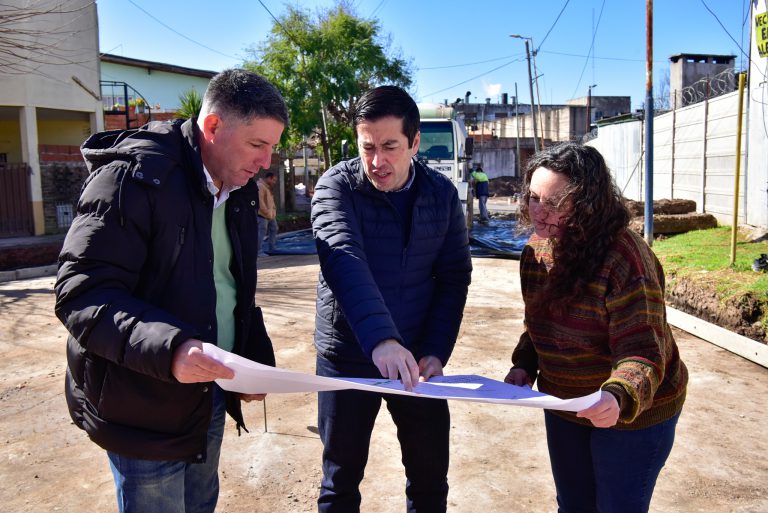 Leo Nardini visitó la obra de la calle 4 de Marzo