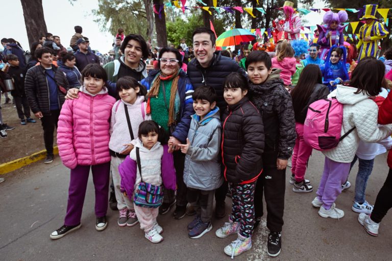 Más de 100 mil personas disfrutaron de “Malvinas en Colores”, el evento del día de la niñez de Malvinas Argentinas