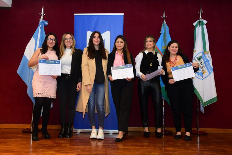 Nuevos residentes médicos se egresaron en Malvinas Argentinas