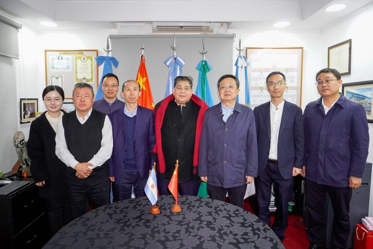 EL INTENDENTE MARIO ISHII RECIBIÓ COMITIVA OFICIAL DE LA PROVINCIA DE HUBEI, REPÚBLICA POPULAR CHINA