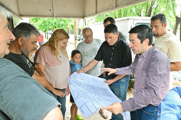 Nuevos asfaltos para la ciudad de Ing. Adolfo Sourdeaux