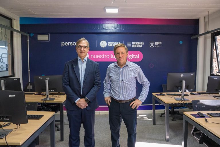 Personal inauguró en San Miguel su primera Aula Digital de la pro